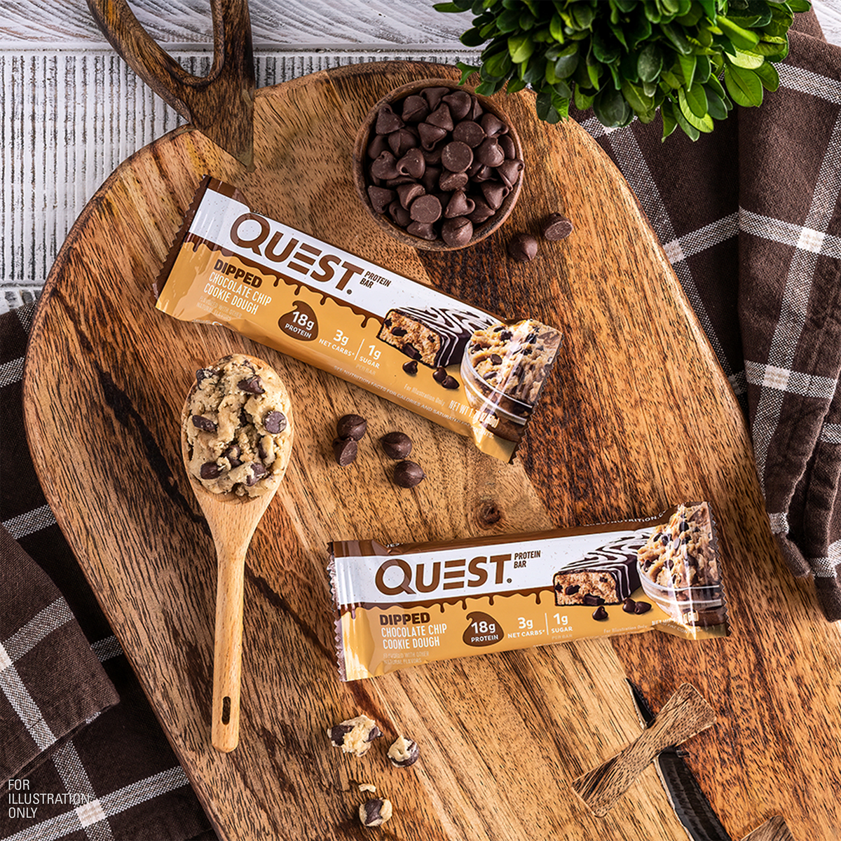dipped-chocolate-chip-cookie-dough-protein-bar-u8 qst-012268_dipped-chocolate-chip-cookie-dough-protein-bar_6.png