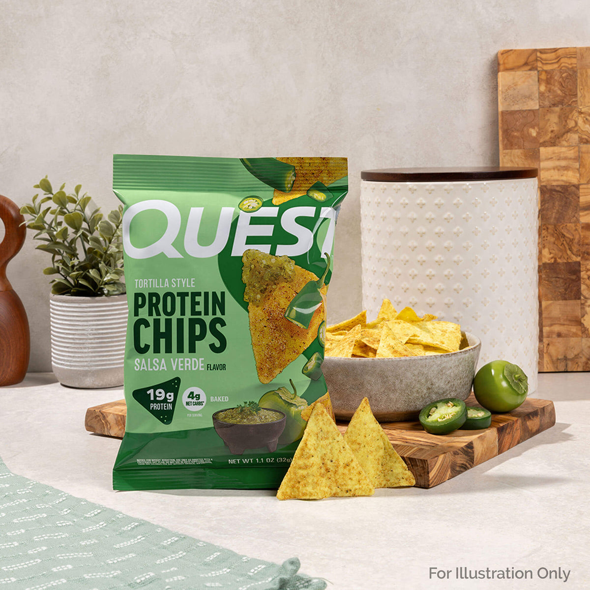 salsa-verde-tortilla-style-protein-chips-m6 qst-016419-salsa-verde-tortilla-style-protein-chips_5.jpg